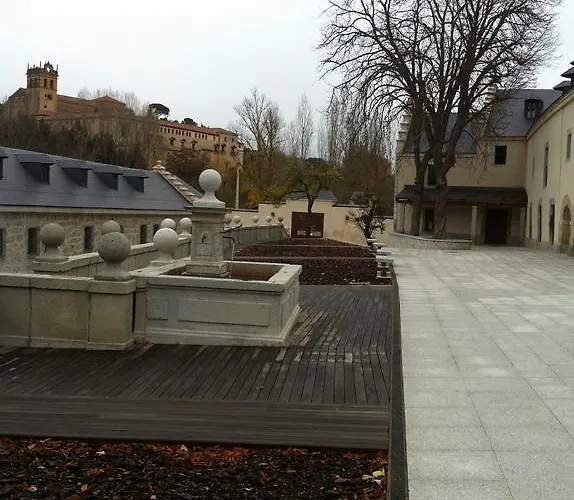 ゲストハウス Casa De La Moneda 3*